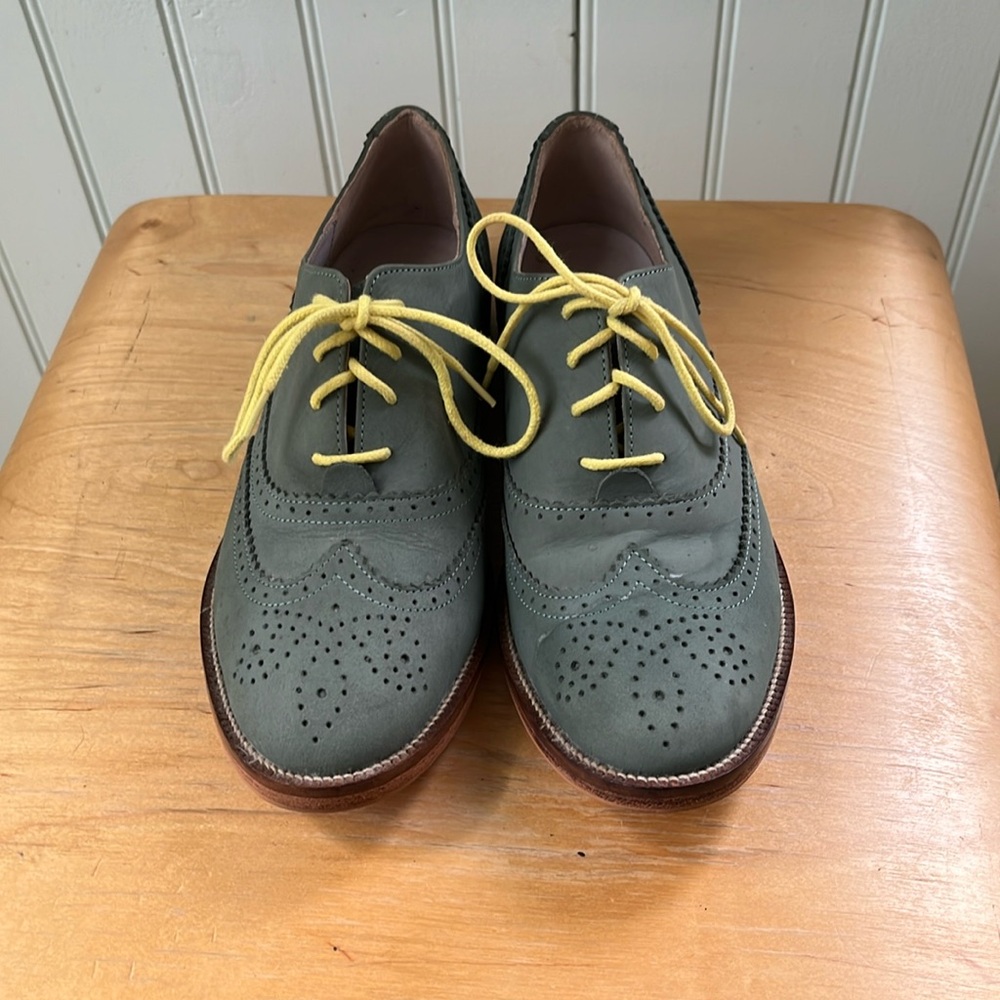 Boden wingtip oxford, blue nubuck, nonslip soles, 37